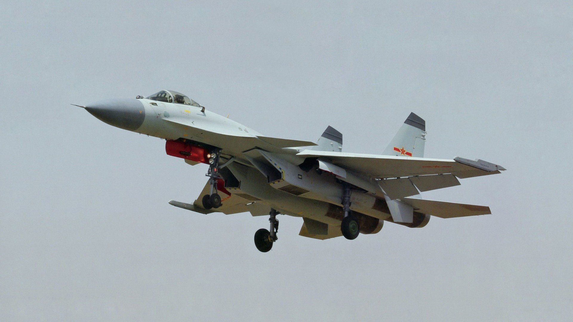 爱游戏登录入口-西布朗边路突破有效，铝土矿工力拼保级，西布朗首发